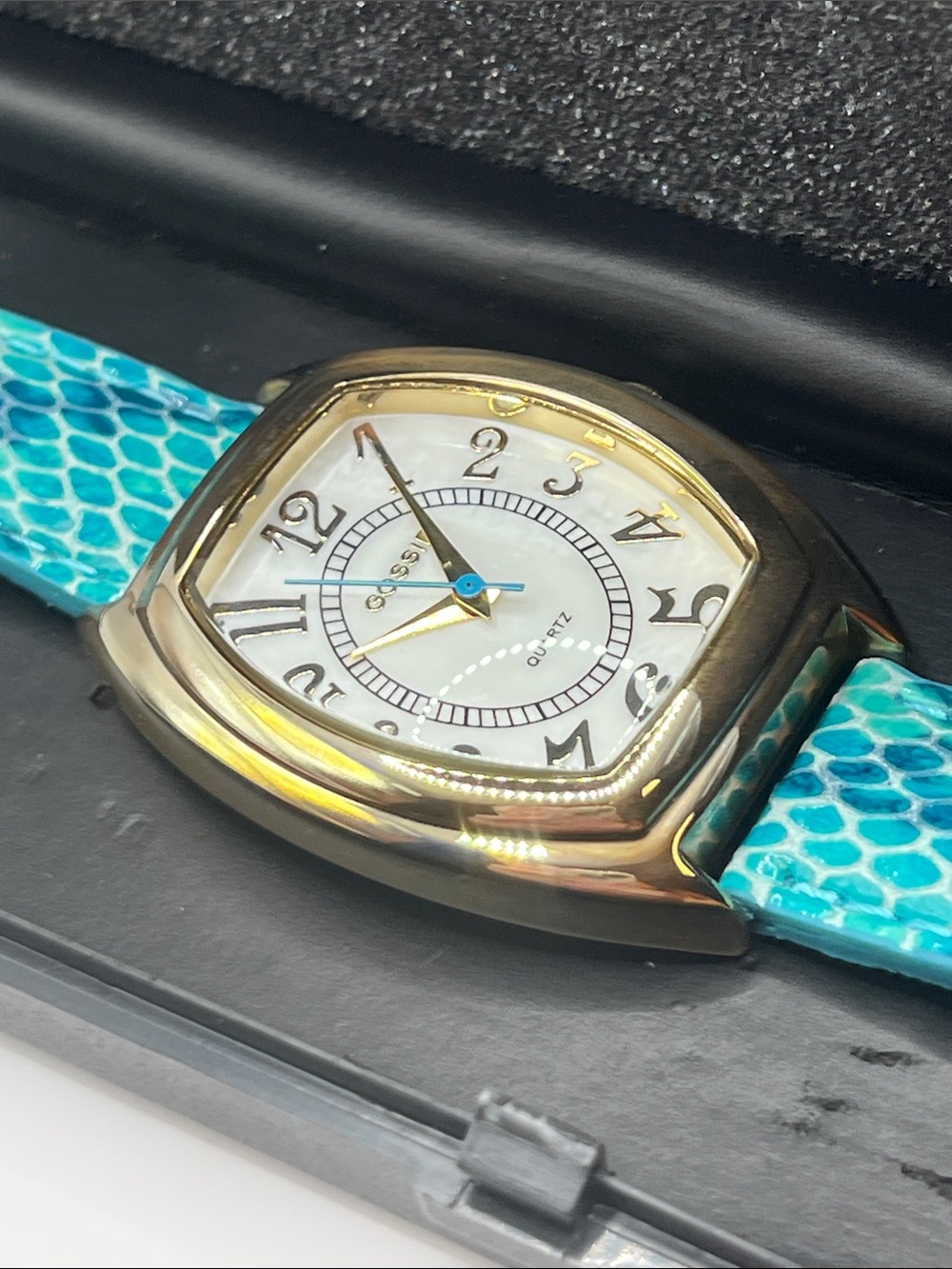 Gossip Turquoise Snakeskin-Pattern Women's Watch New In Case - Picture 5 of 6